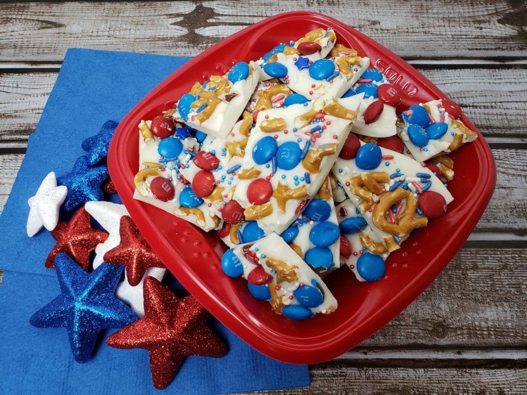 4th-of-july-desserts-patriotic-bark