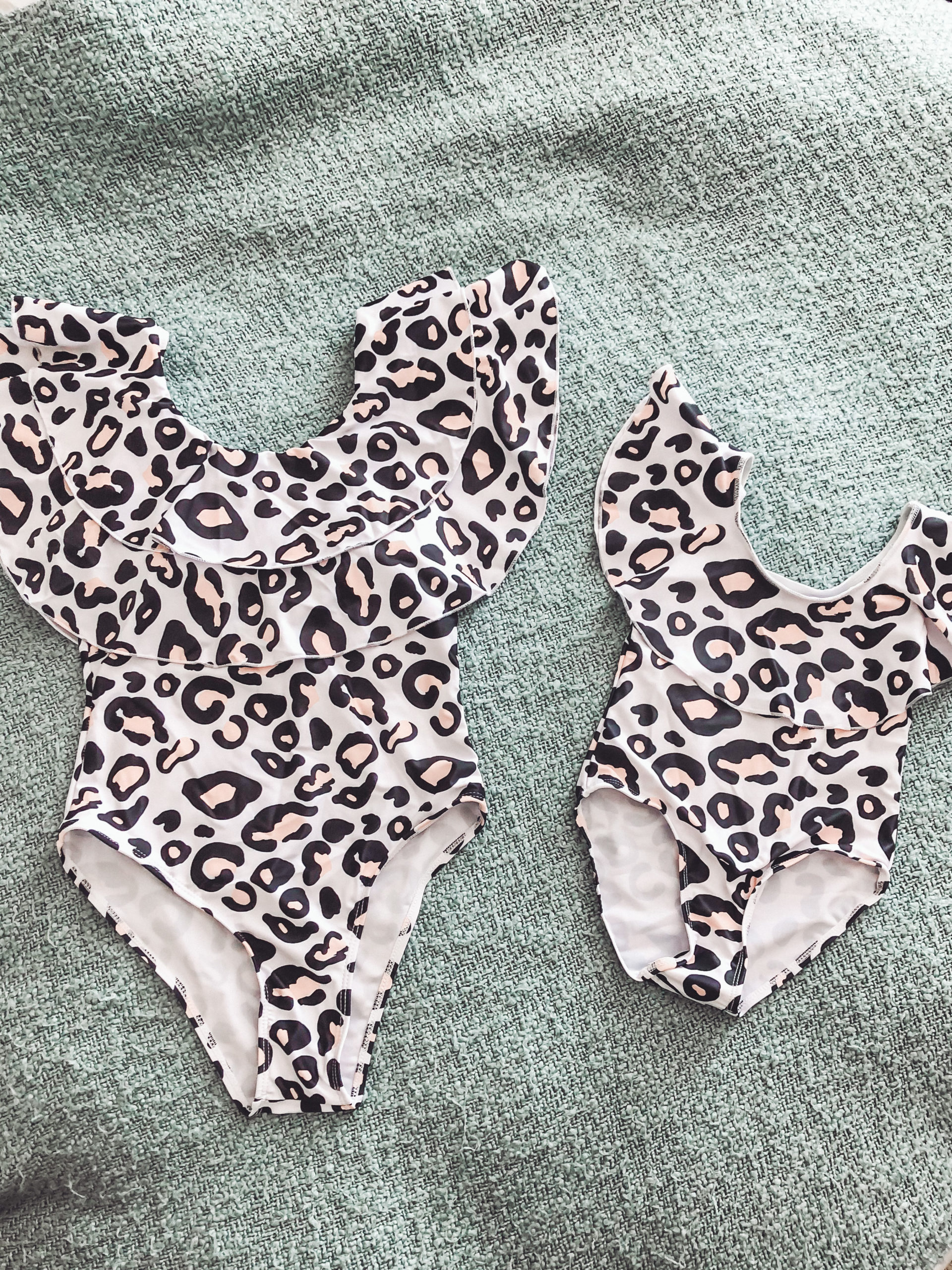 mommy-and-me-matching-leopard-print-amazon-swimsuits