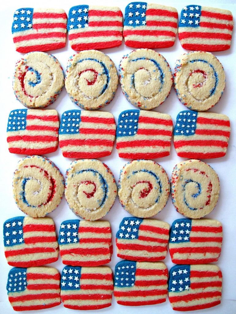 spiral-sparkler-and-flag-cookies