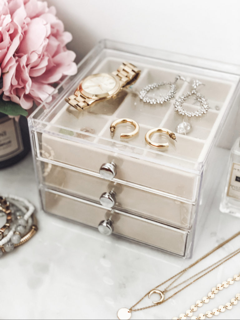 clear-jewelry-box