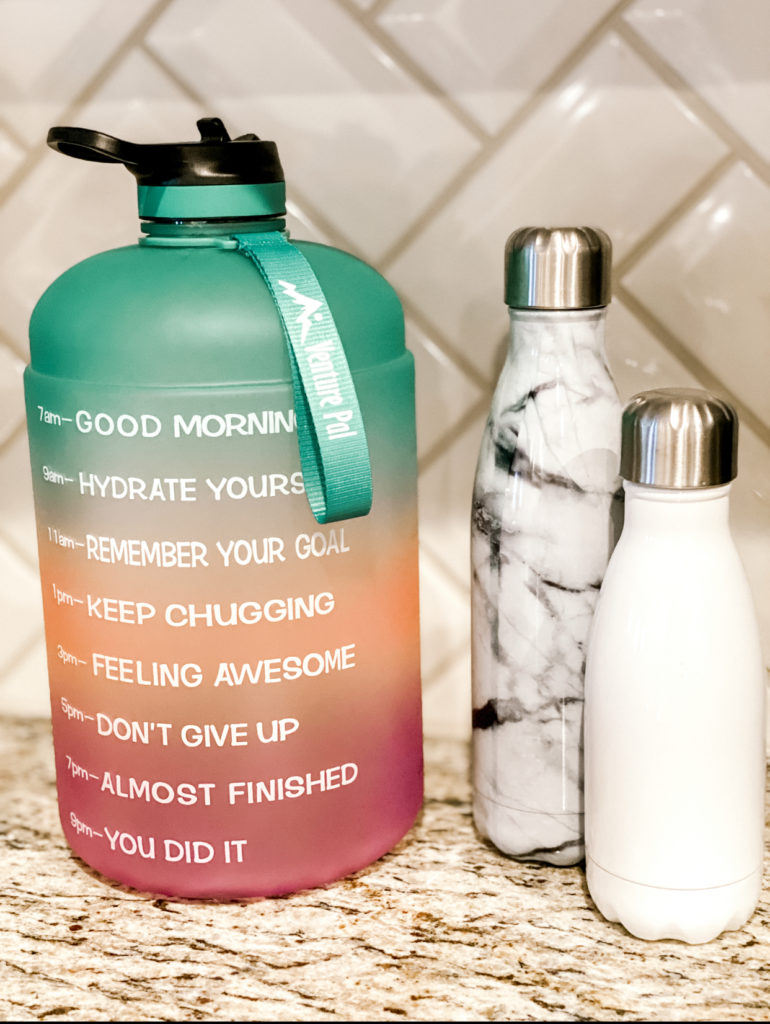 new-years-resolutions-goals-water-bottles