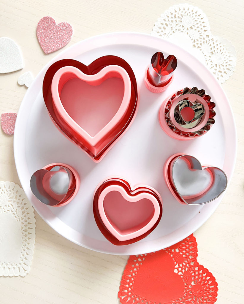 heart-shaped-cookie-cutters